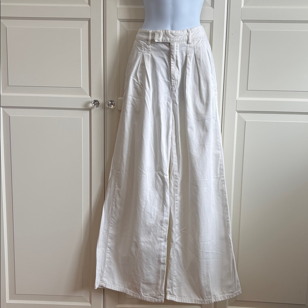 The Frankie Shop Nolan Pleated Denim Trousers- White - Picture 10 of 17